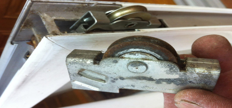 screen door roller repair in Arvin